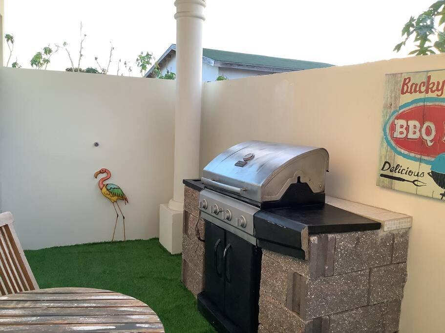 Cozy 1-Bedroom Apartment Minutes Away Drive To Mangel Halto Beach Savaneta Esterno foto